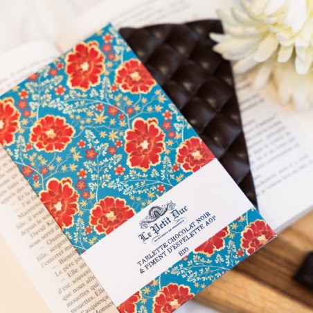 Dark Chocolate and Espelette pepper AOP Bar: 100% organic chocolate that's irresistibly indulgent.