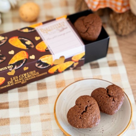 Cœurs de Macarons Chocolat Noir et Orange Confite BIO - cadeau sans gluten